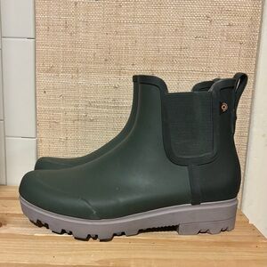 Bogs Women's Holly Chelsea Boots Size 9